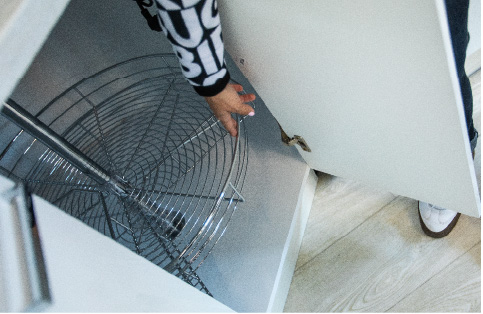 Kárai Bútor - Püspökladány - Beépített tároló az Antónia konyhabútorban